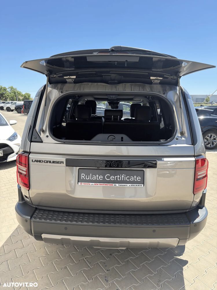 Toyota Land Cruiser 2.8l D-4D 204 CP A/T 7 locuri Luxury AVS - 6