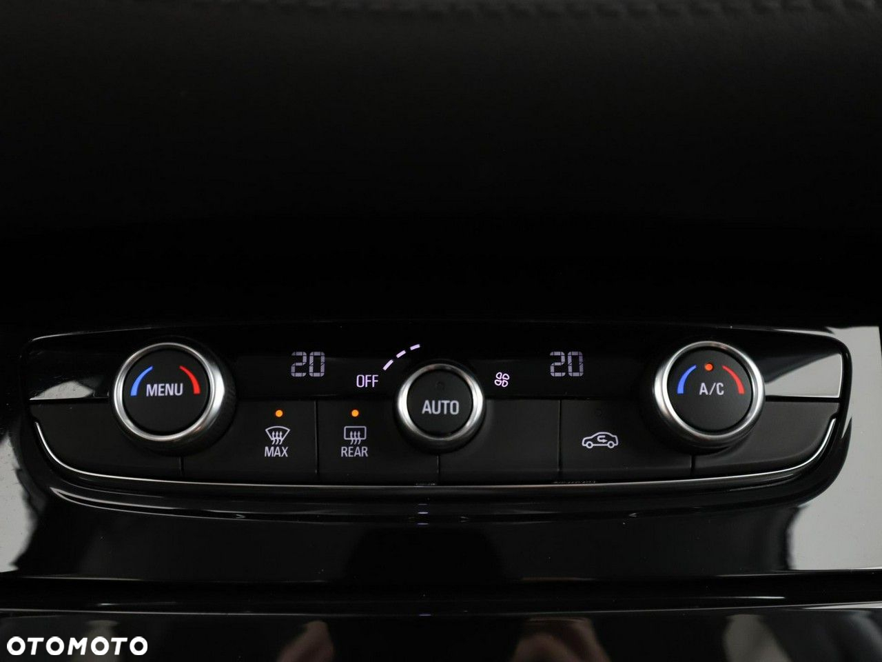 Opel Grandland X 1.6 D Start/Stop Business Edition - 26