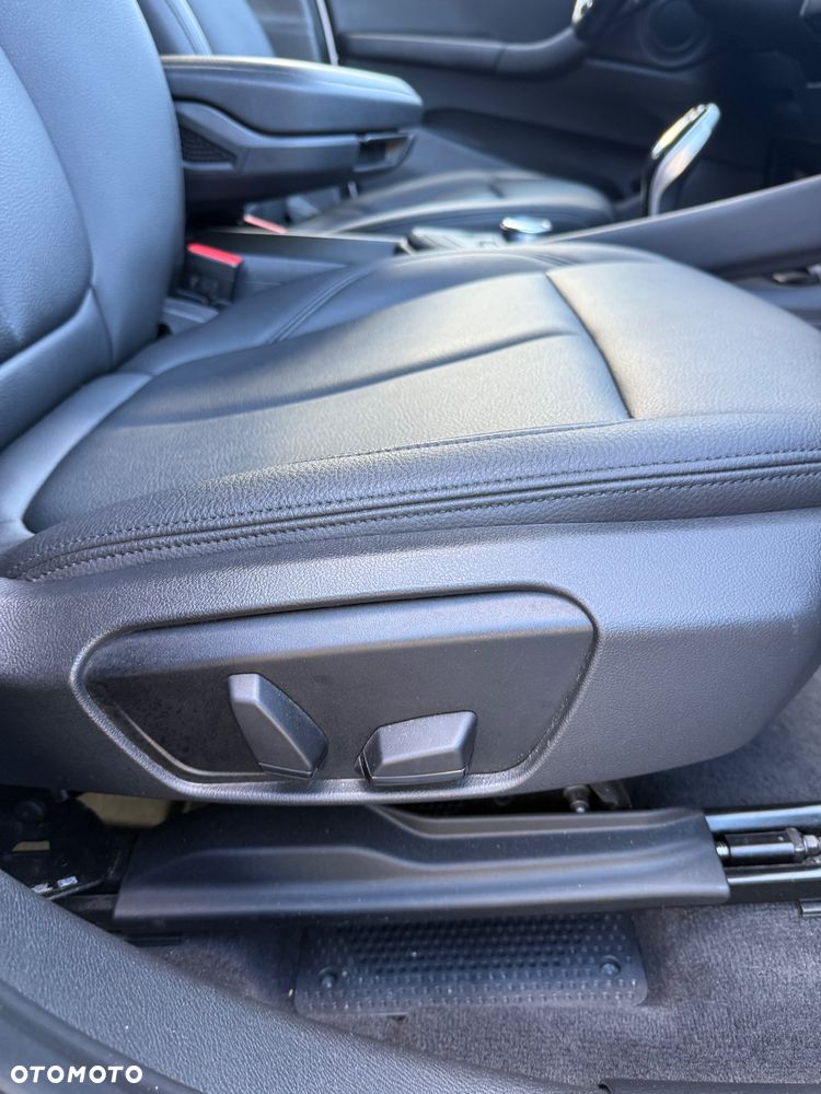 BMW X1 xDrive25i GPF xLine - 22