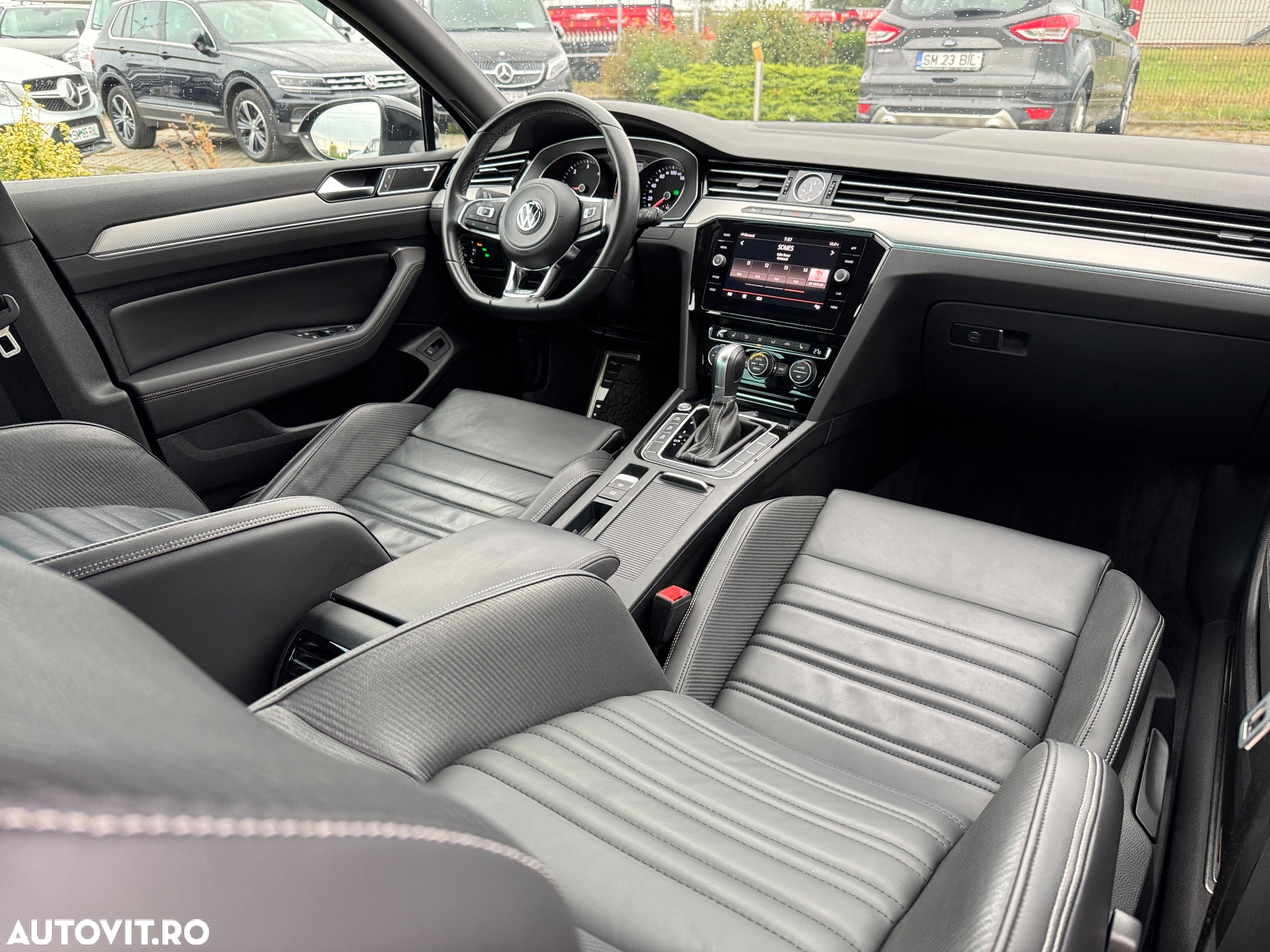 Volkswagen Passat 2.0 TDI DSG R Executive - 9
