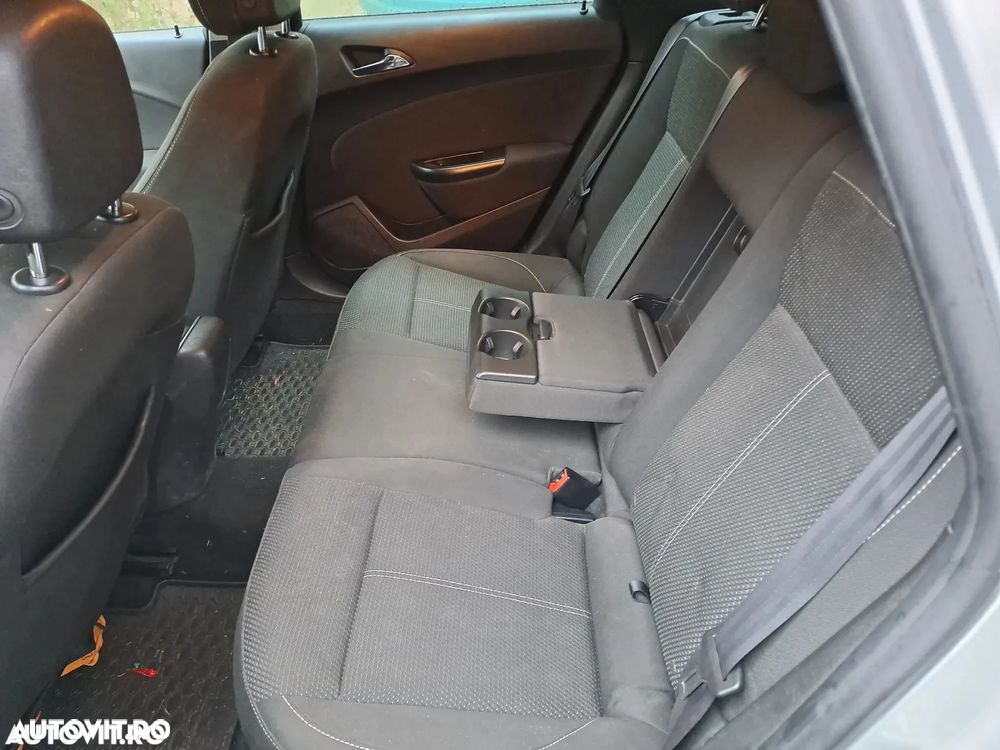 Opel Astra - 14