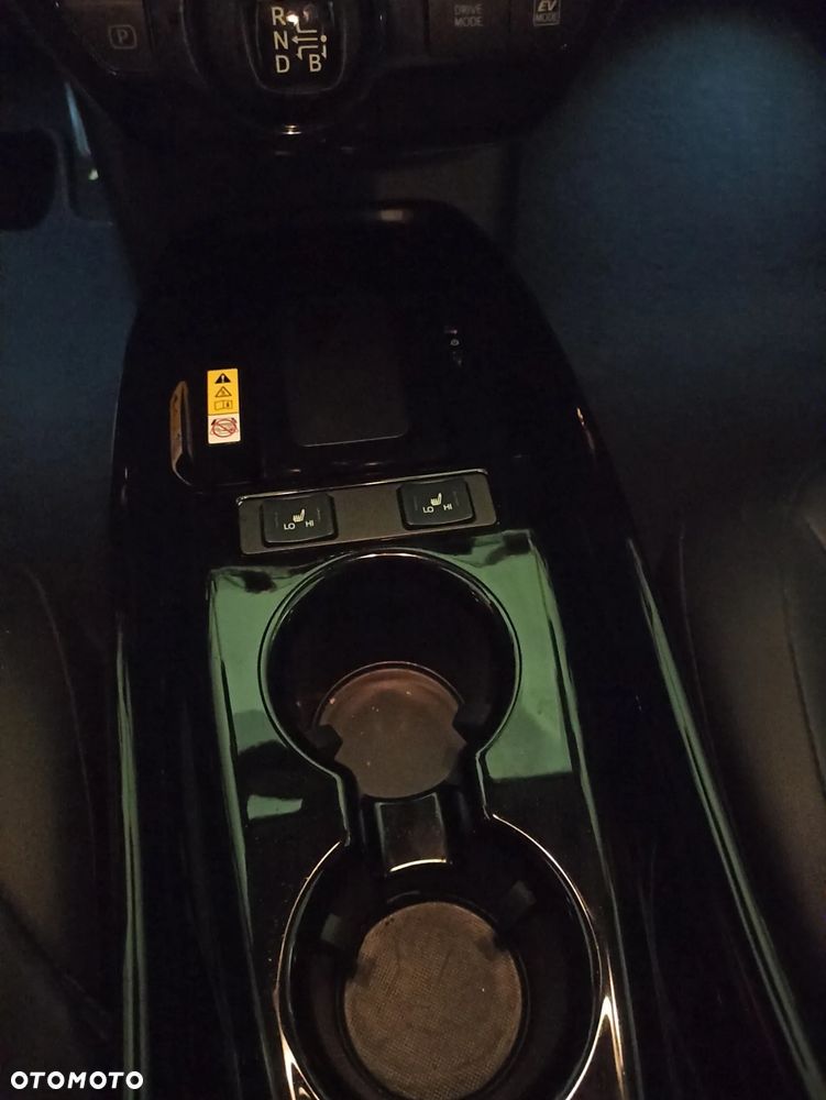 Toyota Prius 1.8 Hybrid Prestige - 13