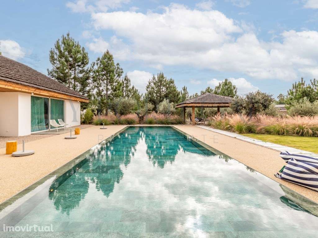 Moradia de Luxo T3 - Um convite ao requinte na deslumbrante Comporta. - Grande imagem: 2/28