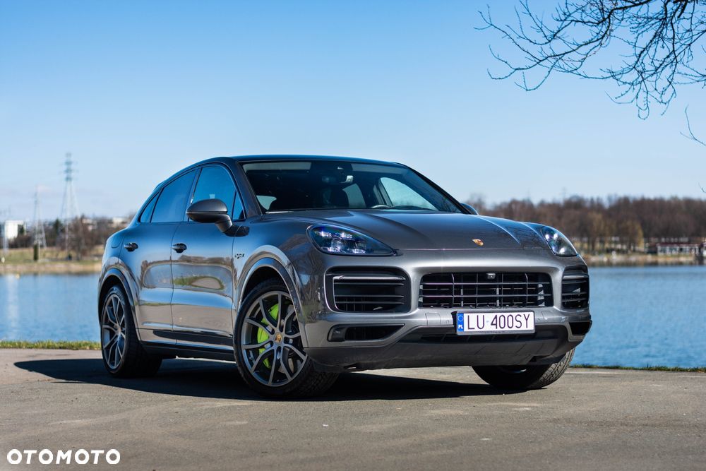 Porsche Cayenne Coupe E-Hybrid - 2