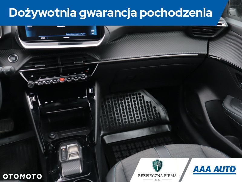 Peugeot 208 - 10