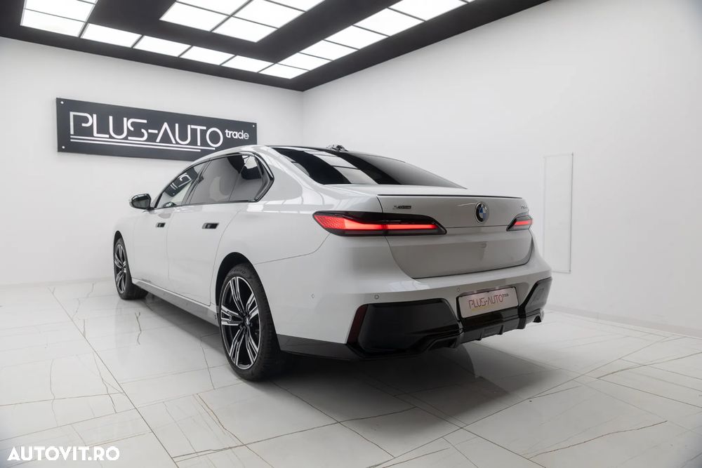 BMW Seria 7 - 16