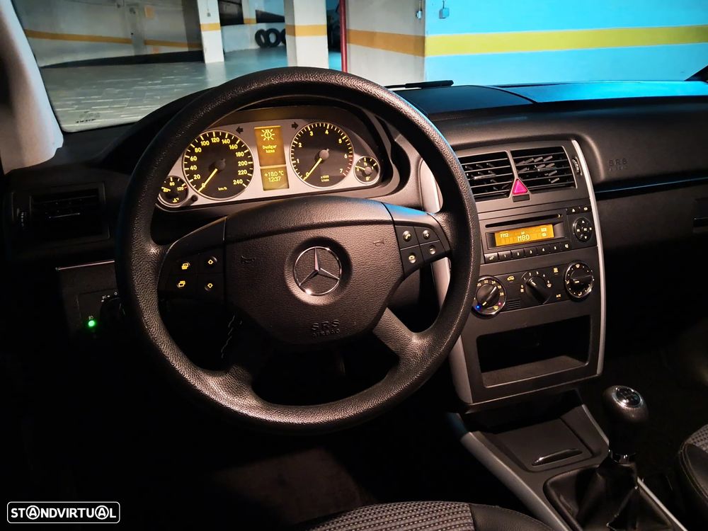 Mercedes-Benz B 150 - 49