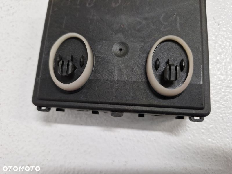 audi a3 8v arteon moduł sterownik drzwi lewy tył 8w1959395d - 5