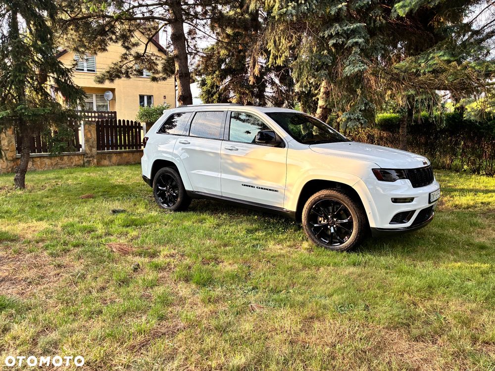 Jeep Grand Cherokee 5.7 V8 HEMI Overland Summit - 10