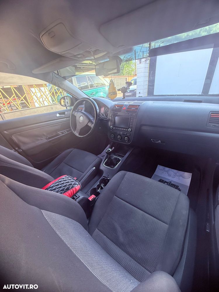 Volkswagen Jetta 1.4 TSI Sportline - 5