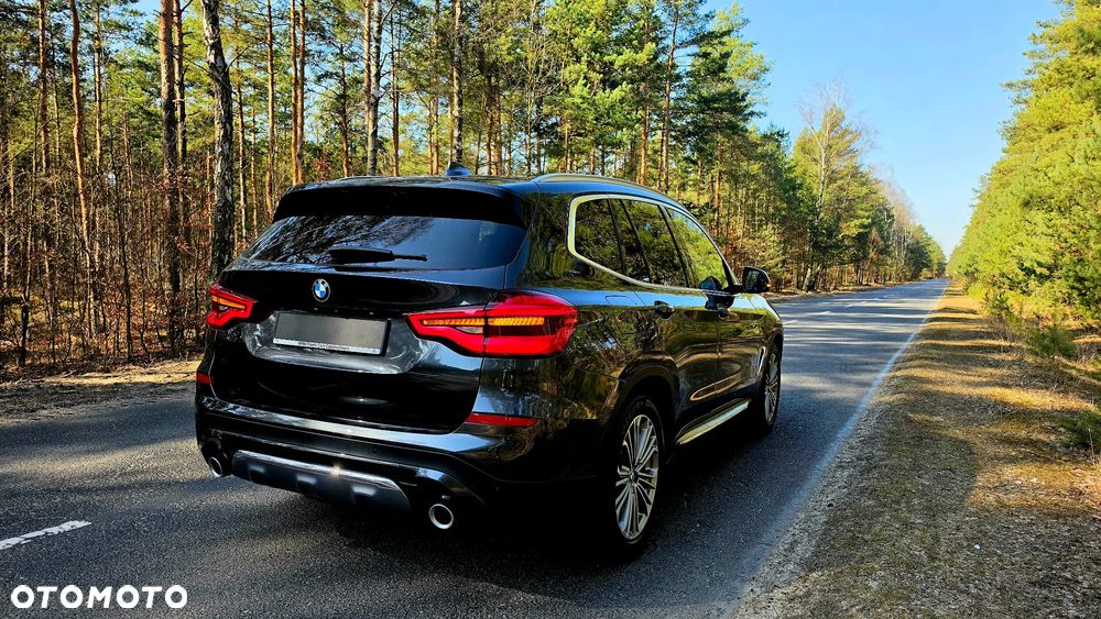 BMW X3 xDrive20d Luxury Line - 10