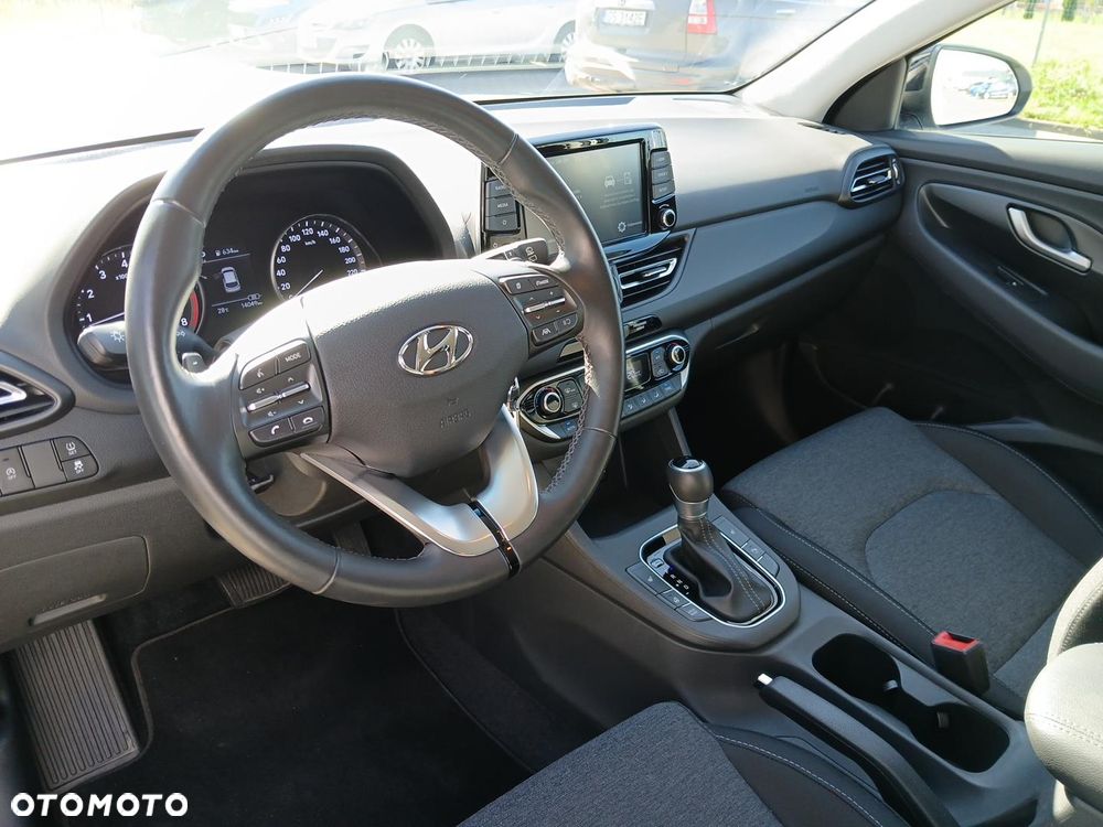 Hyundai i30 1.5 T-GDI 48V Smart DCT - 9