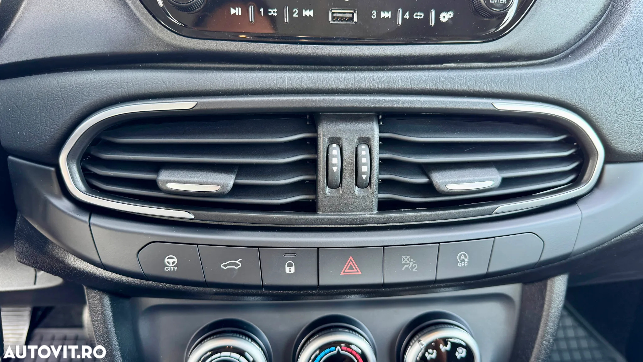 Fiat Tipo 1.6 MultiJet - 25