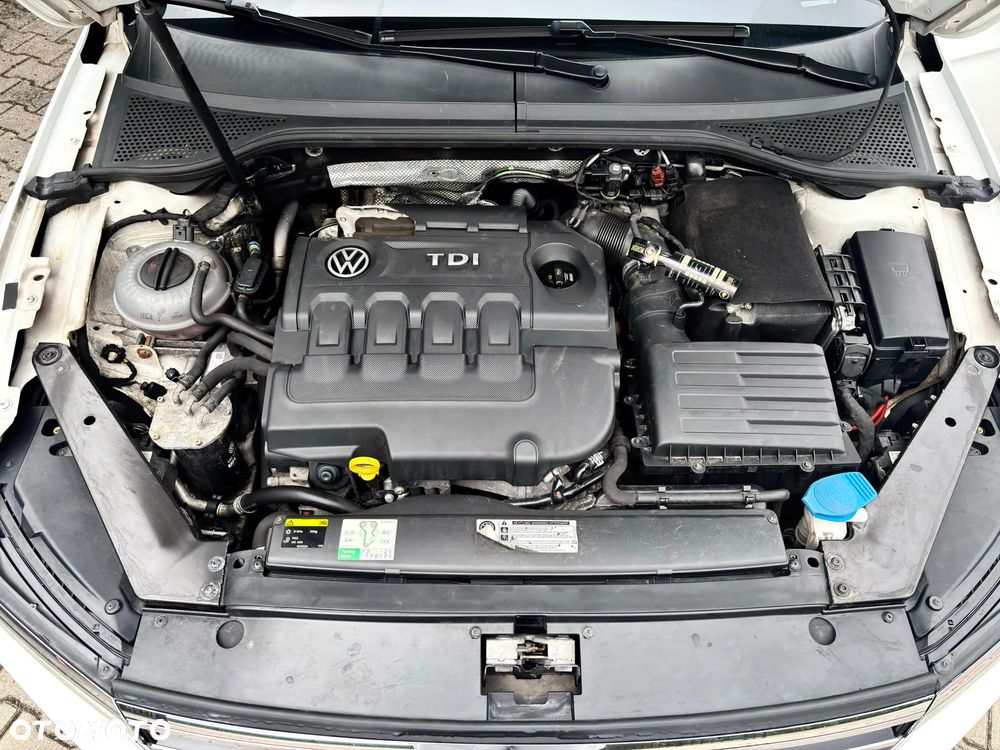 Volkswagen Passat 2.0 TDI BMT Highline DSG - 26
