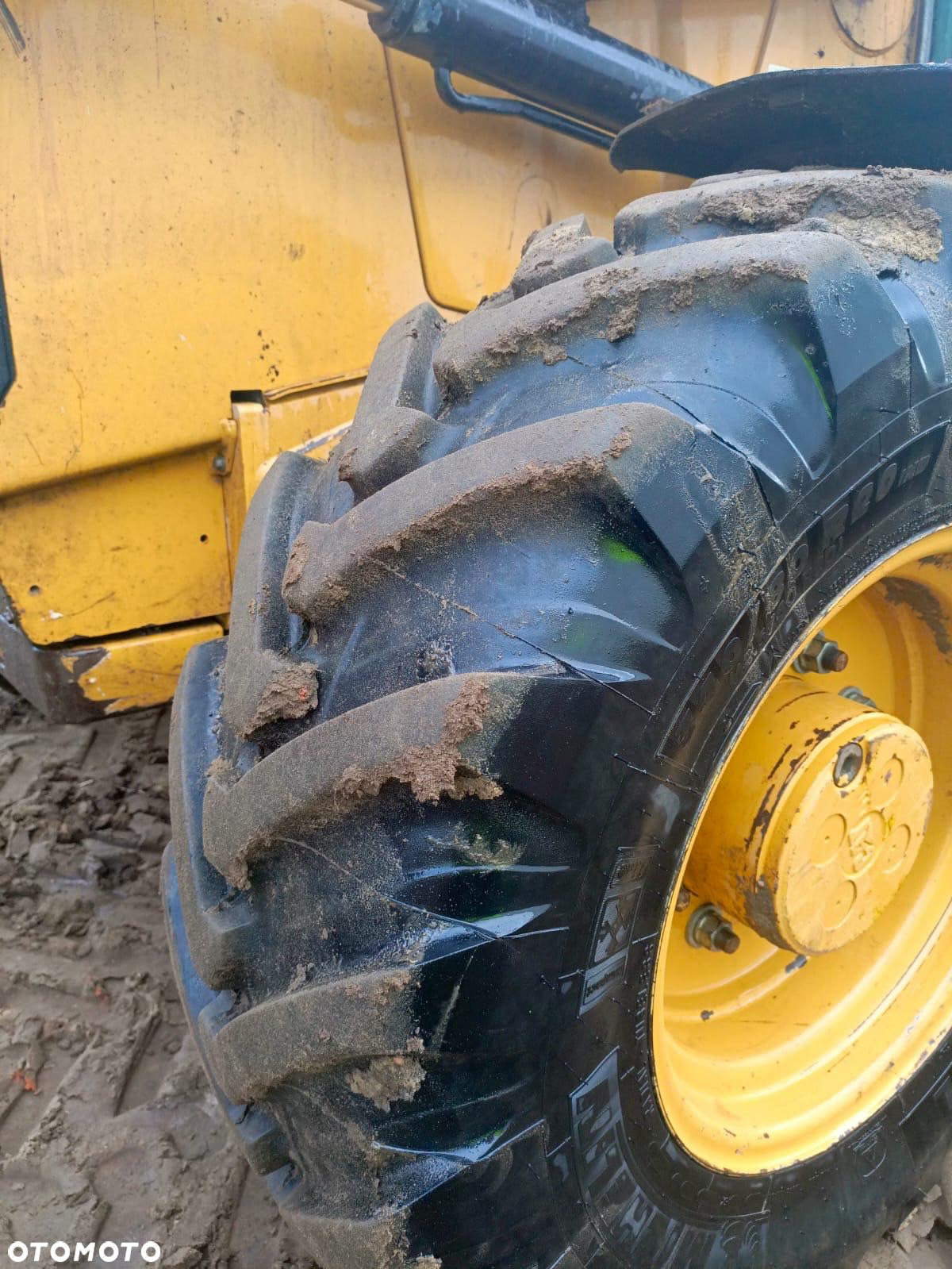 Caterpillar 432F2 - 5
