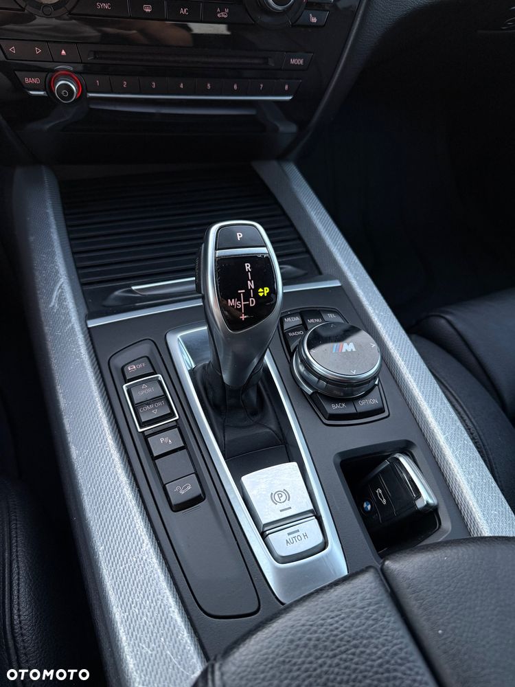 BMW X5 xDrive25d - 32