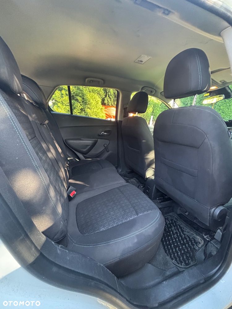 Chevrolet Trax 1.6 LS - 6