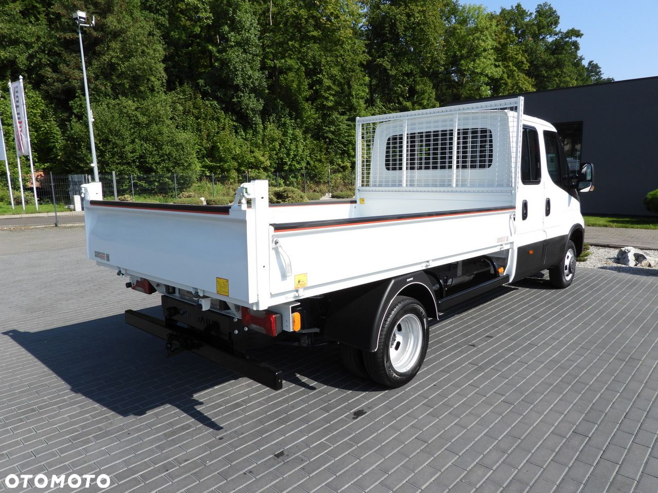 Iveco DAILY 35C16 WYWROTKA PODWÓJNA KABINA DOKA 6 MIEJSC BLIŹNIACZE KOŁA KLIMATYZACJA  160KM - 15