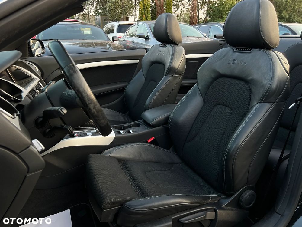 Audi A5 Cabrio - 12