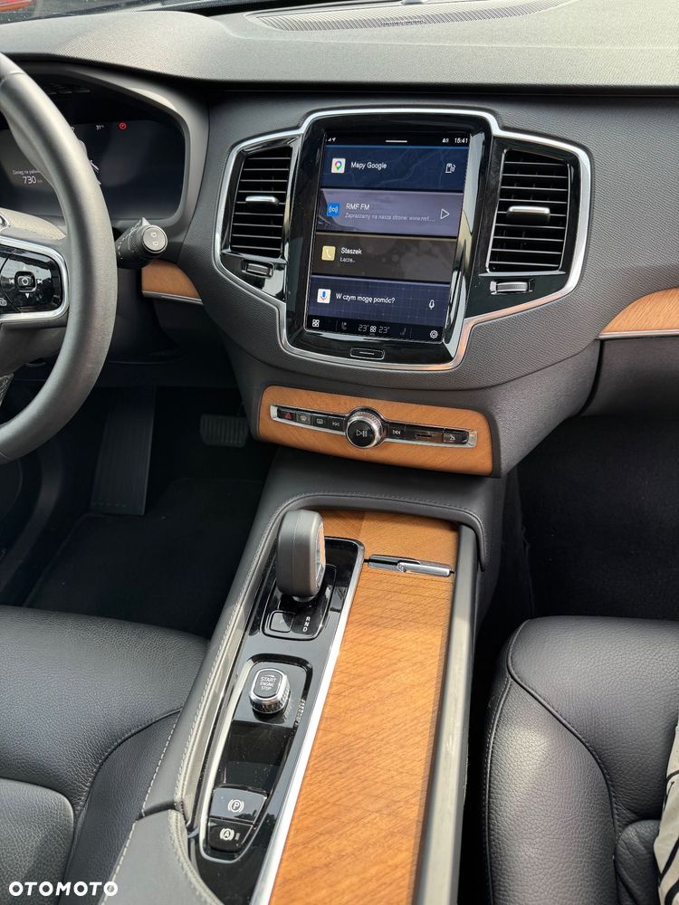 Volvo XC 90 B5 B AWD Plus Bright - 11
