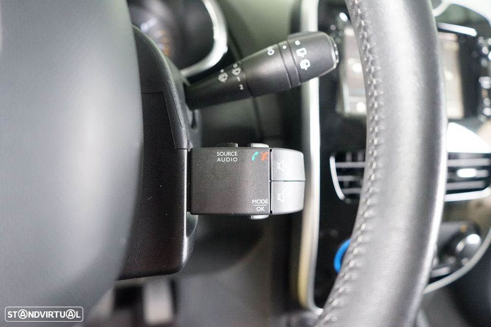 Renault Clio Sport Tourer 1.5 dCi Dynamique S - 26