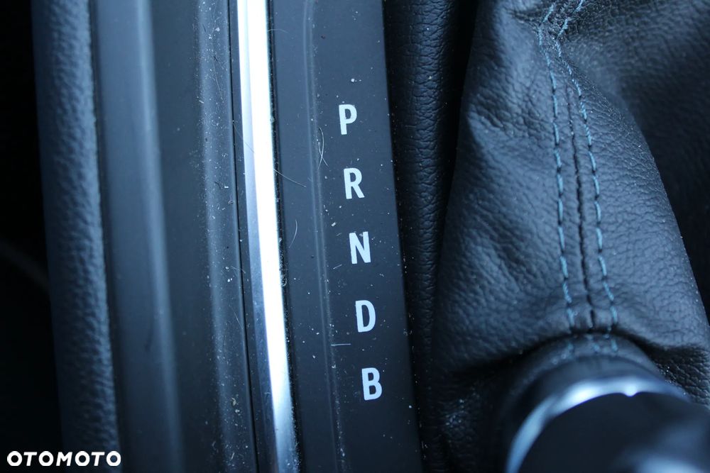 Renault Clio 1.6 E-TECH Intens - 23