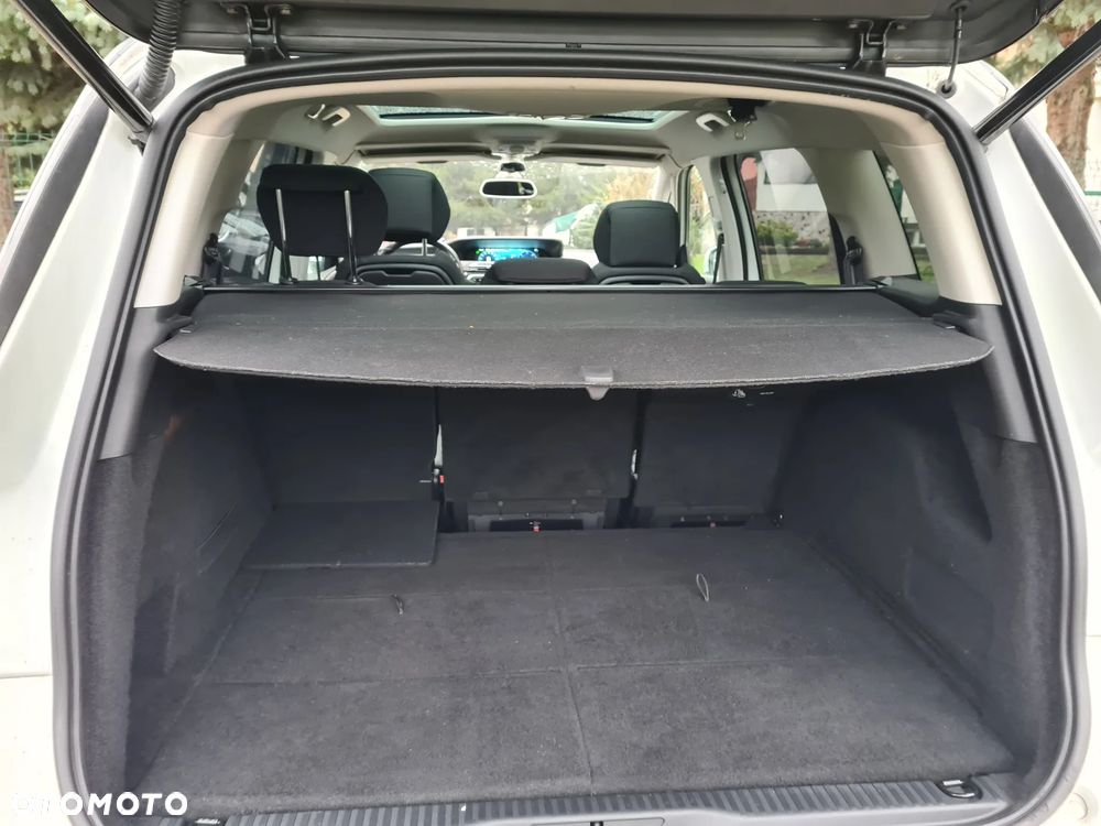 Citroën C4 Picasso - 12