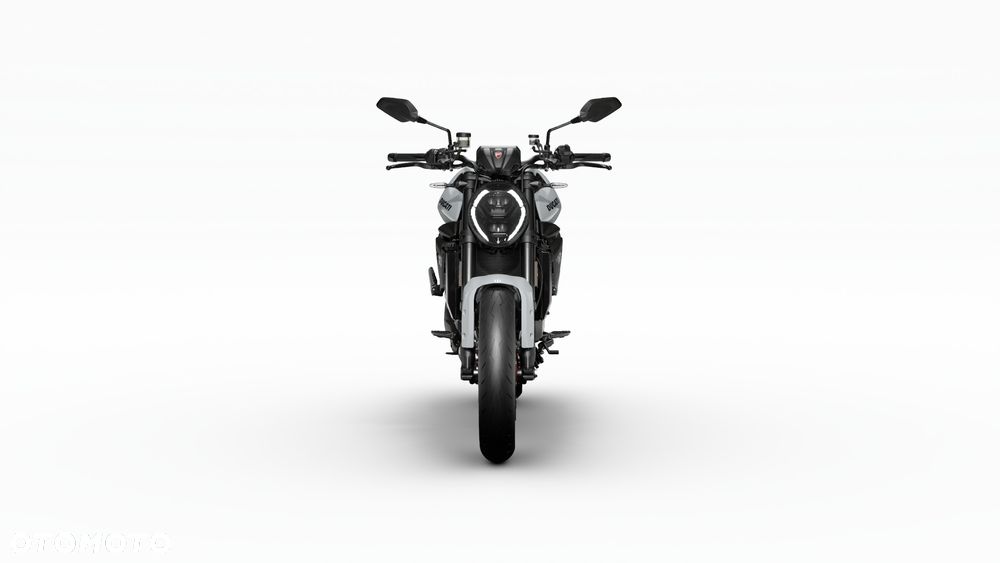 Ducati Monster - 10