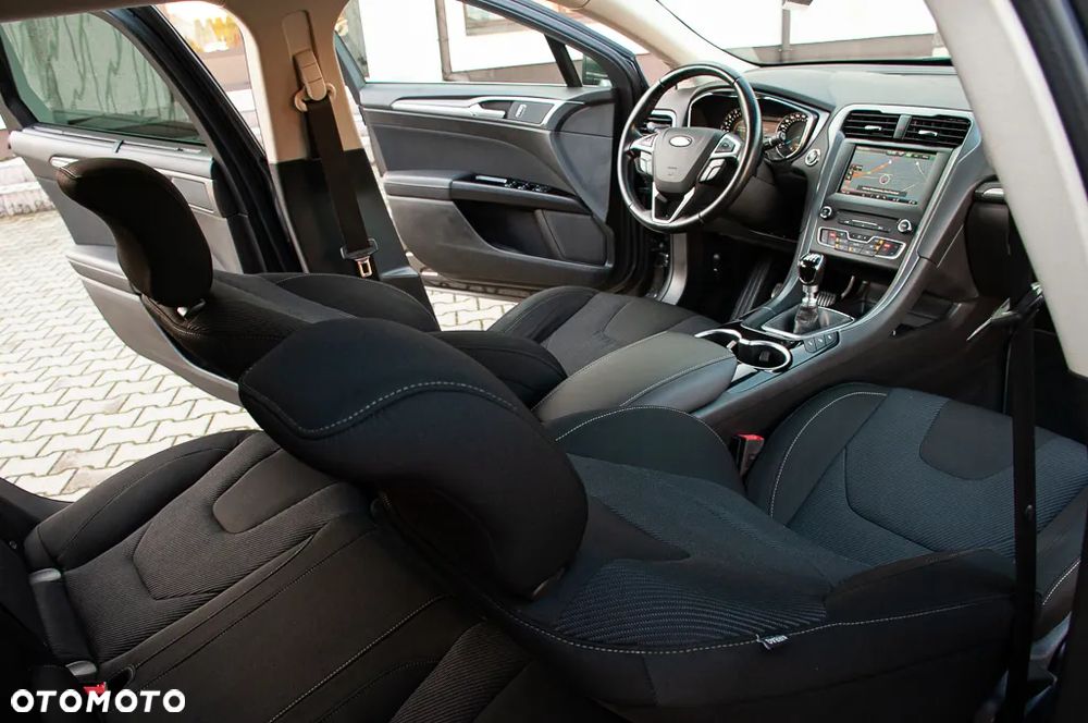 Ford Mondeo SW 2.0 TDCi Titanium - 25