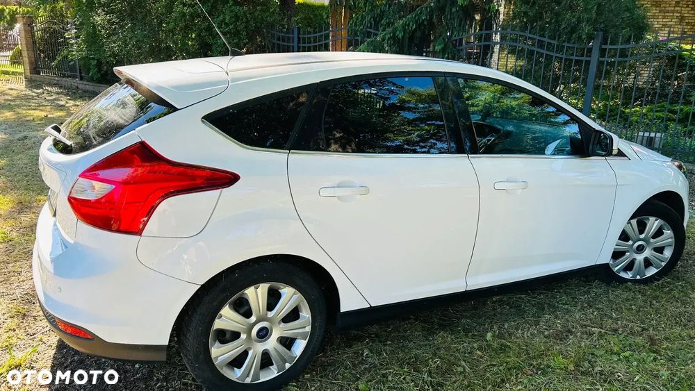 Ford Focus 1.6 Titanium - 2