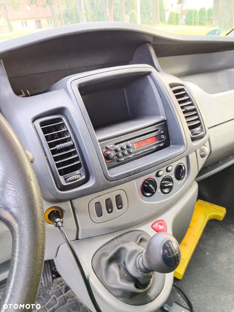 Opel vivaro - 7
