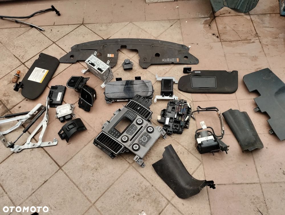 Ford Taurus Police Interceptor 2015 Części - 2