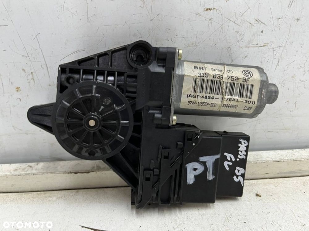 Podnośnik szyb VW Passat B5 96-50r. prawy tylny silniczek podnoszenia szyby prawy tył 3b9839752bf - 1