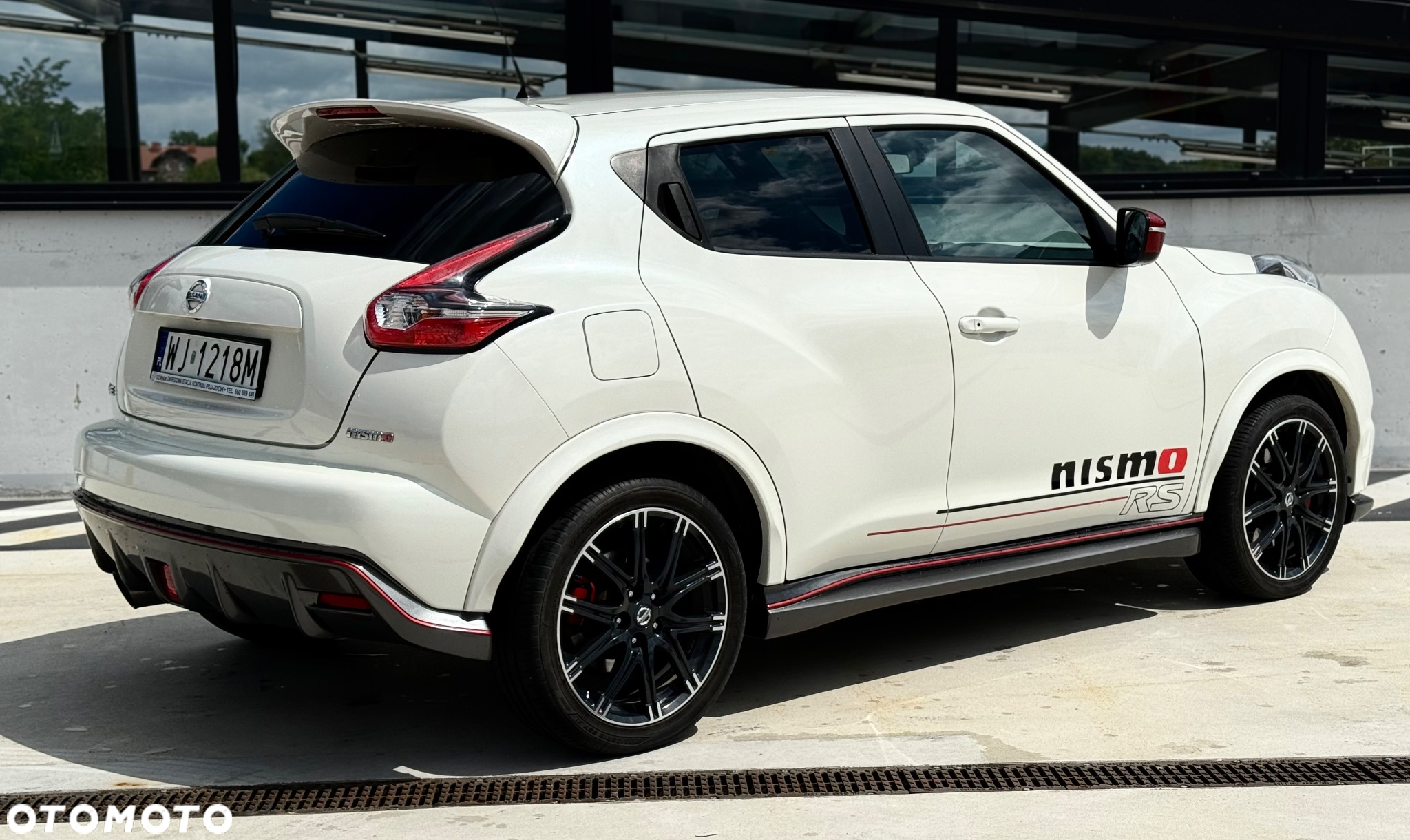 Nissan Juke 1.6 DIG-T Nismo RS 4WD Xtronic EU6 - 16
