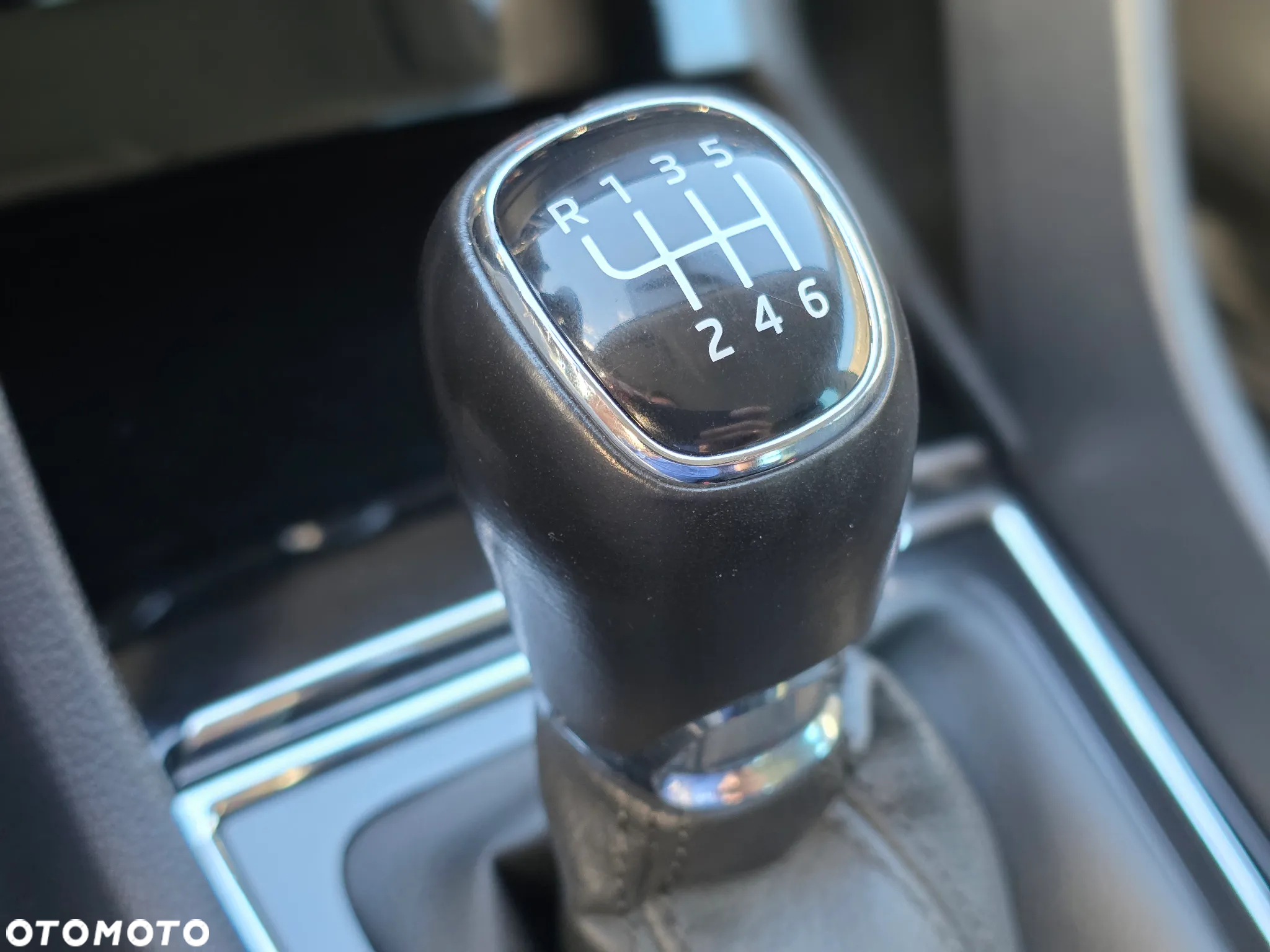 Skoda Karoq 1.5 TSI ACT GPF 4x2 Style - 27