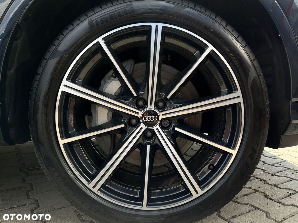 Audi Q7 - 11