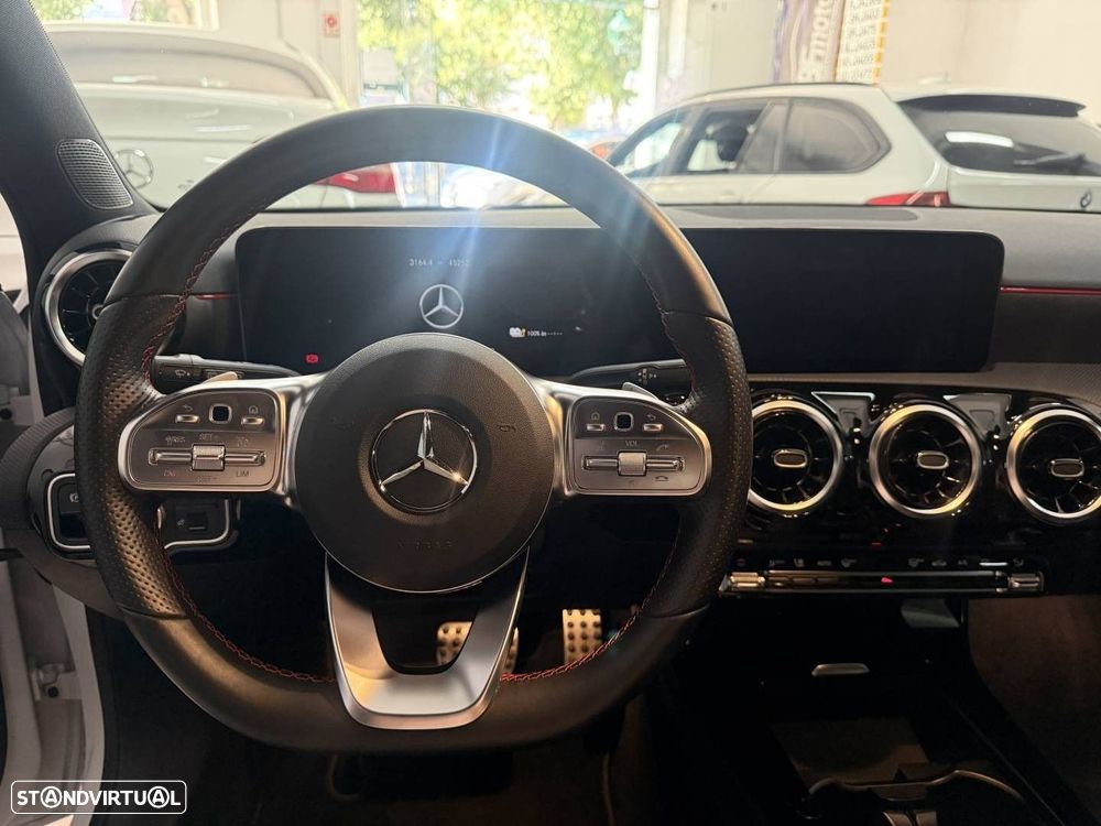 Mercedes-Benz A 250 e 8G-DCT AMG Line - 10