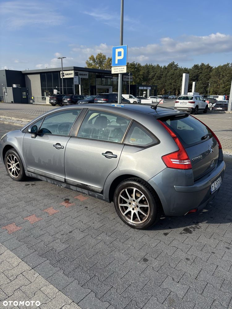 Citroen C4 2004 photo 2