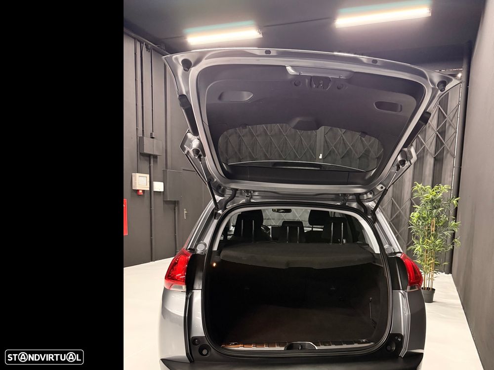 Peugeot 2008 1.2 VTi Allure - 6