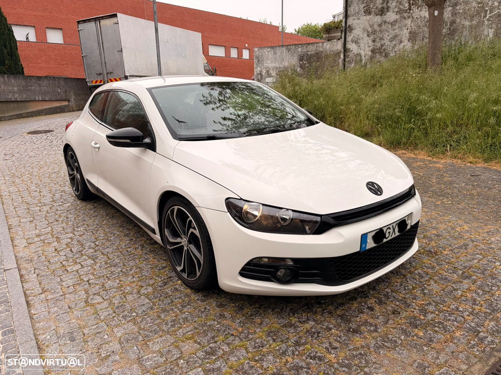 VW Scirocco 2.0 TDI Sport - 2