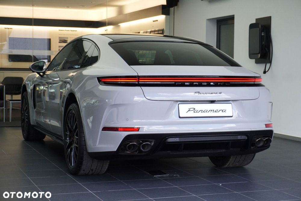 Porsche Panamera 4 - 6