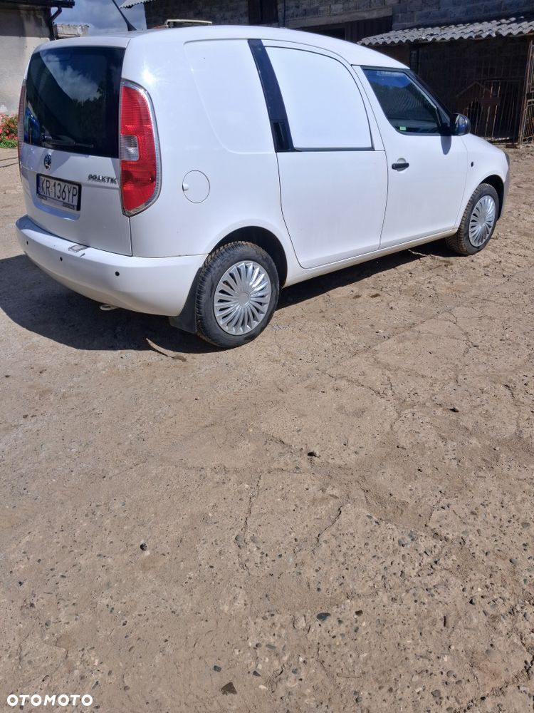 Skoda Roomster - 4