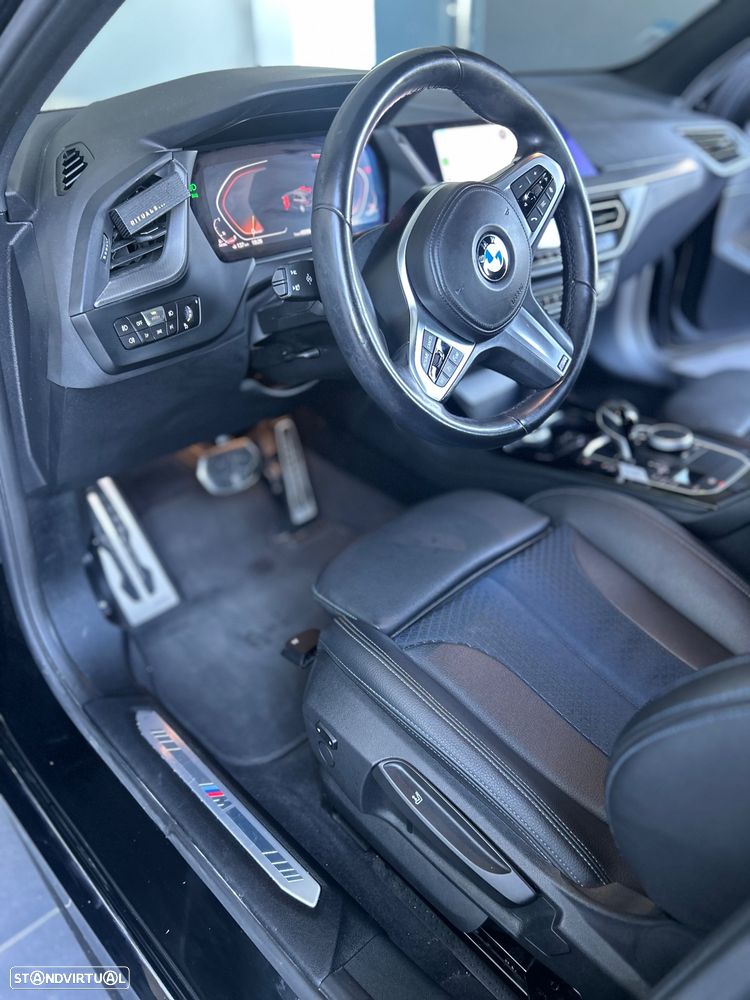 BMW 116 d Pack Desportivo M Auto - 8