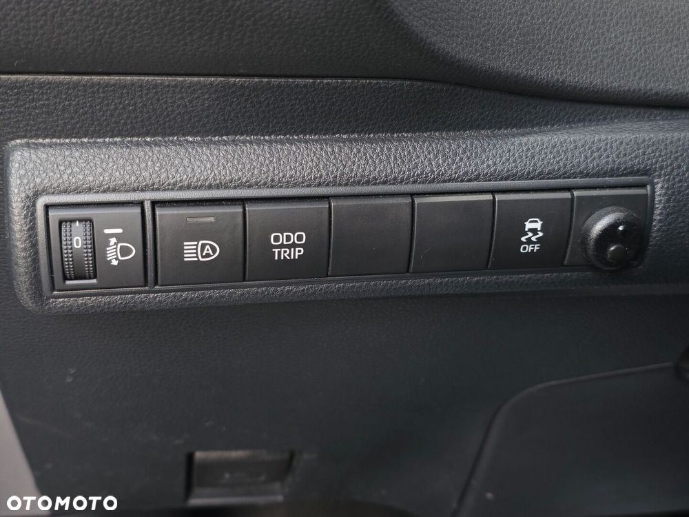 Toyota Corolla 1.8 Hybrid Comfort - 16