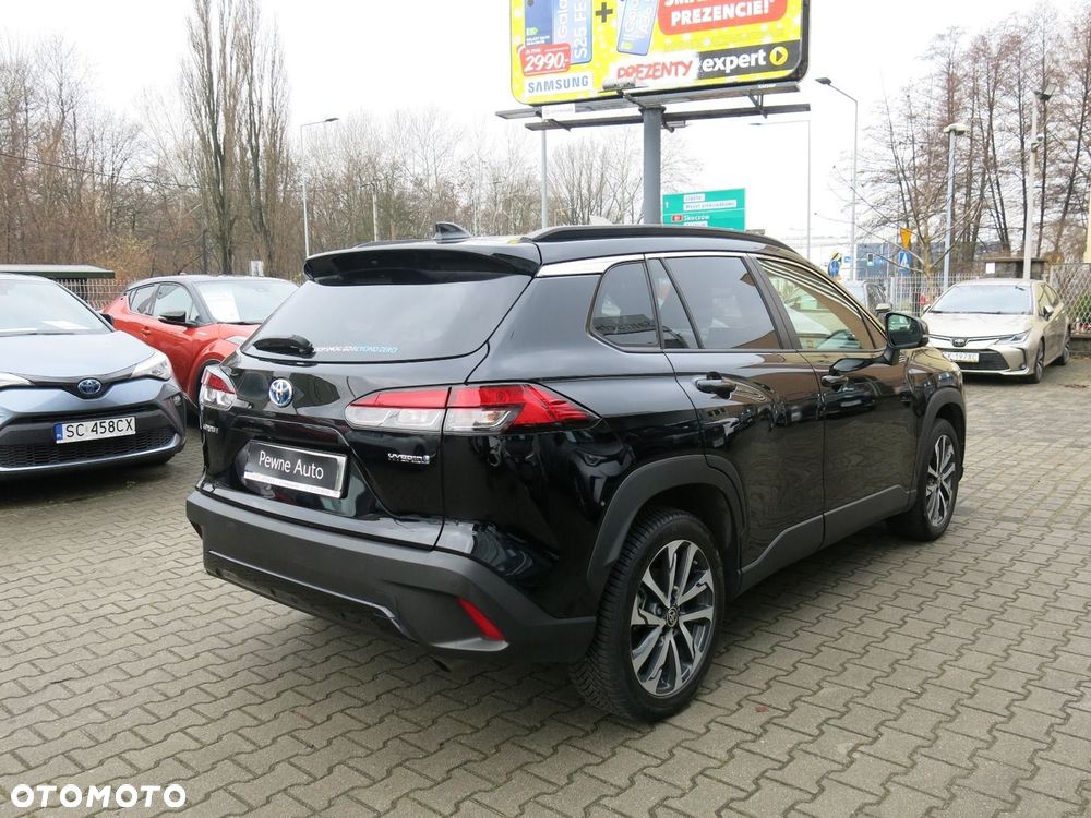 Toyota Corolla Cross 2.0 Hybrid Style - 17