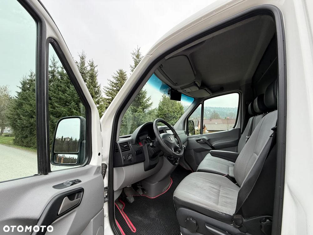Volkswagen Crafter - 14