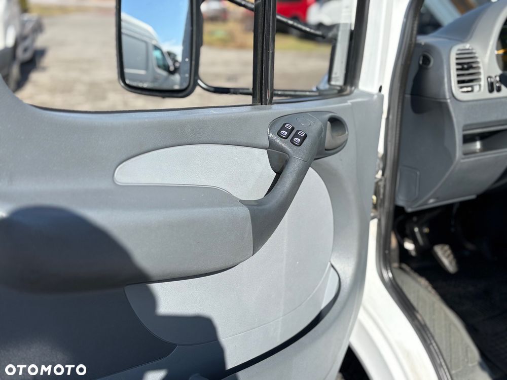 Mercedes-Benz 413Cdi - 22