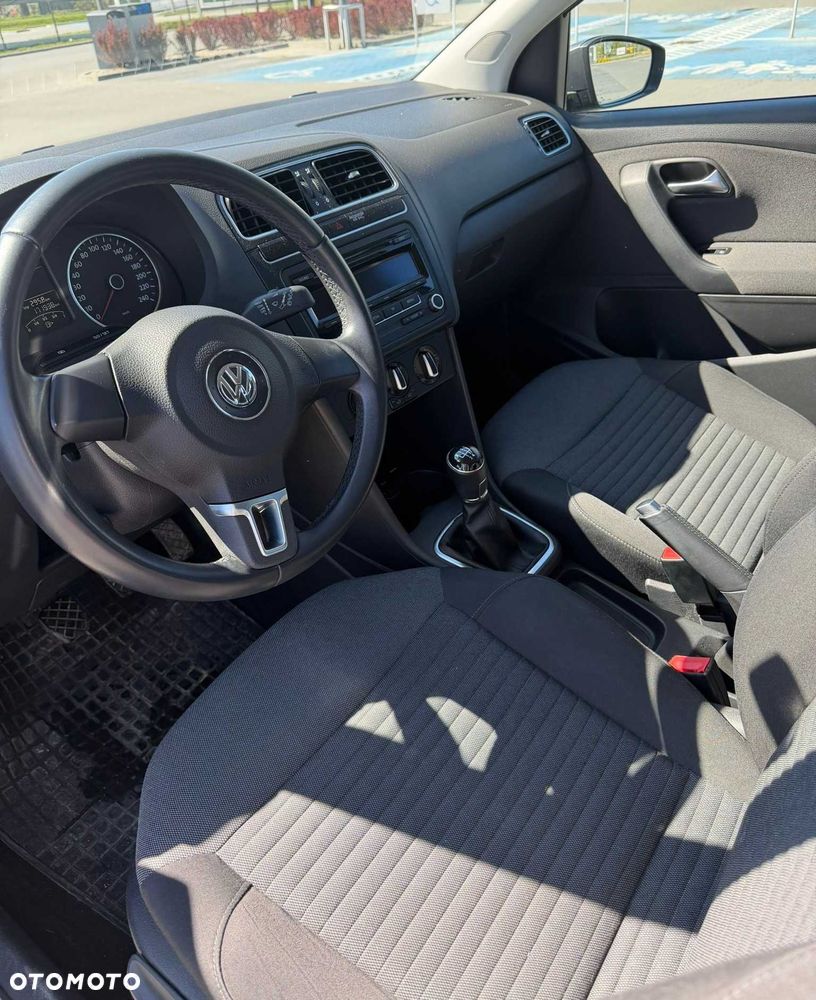 Volkswagen Polo - 5
