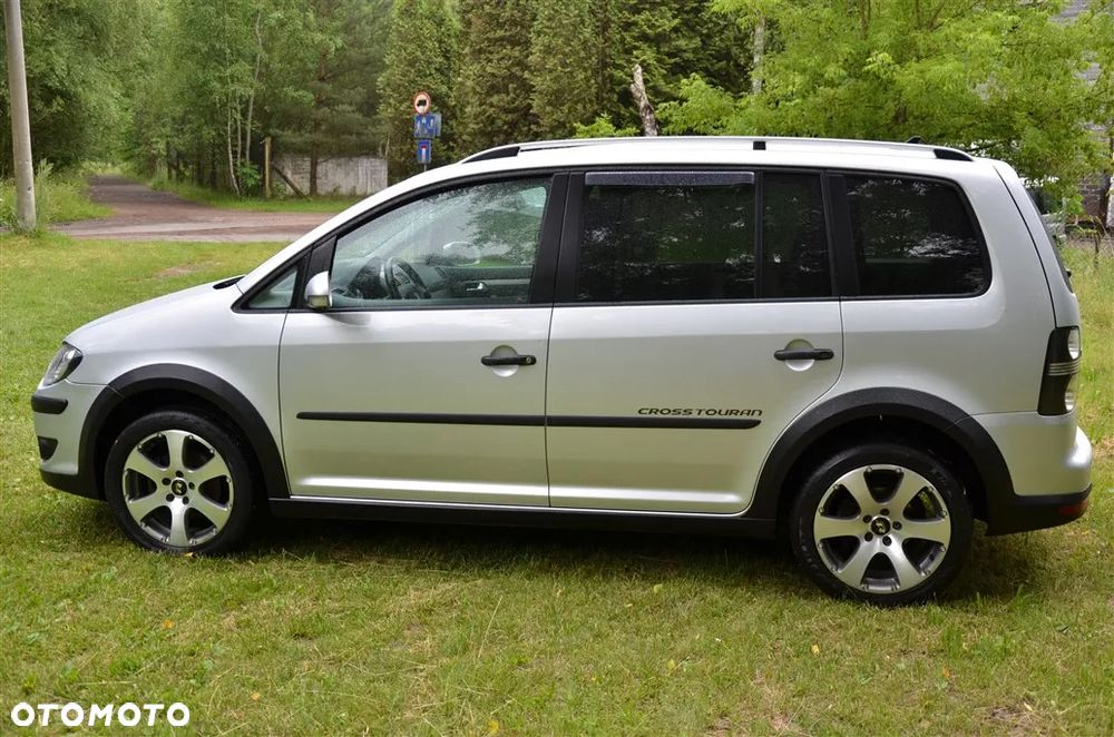 Volkswagen Touran 1.9 TDI DPF Cross - 9