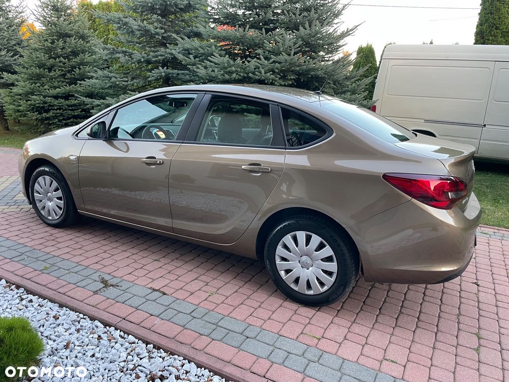 Opel Astra - 5